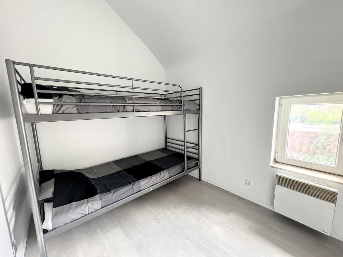Albert 20 Brussels-Charleroi-Airport Экстерьер фото